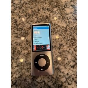 Apple iPod Nano 5th Gen Silver 8GB A1320 MP3 Player Video Camera FM Radio